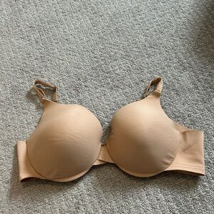 La Vie En Rose Nude Bra